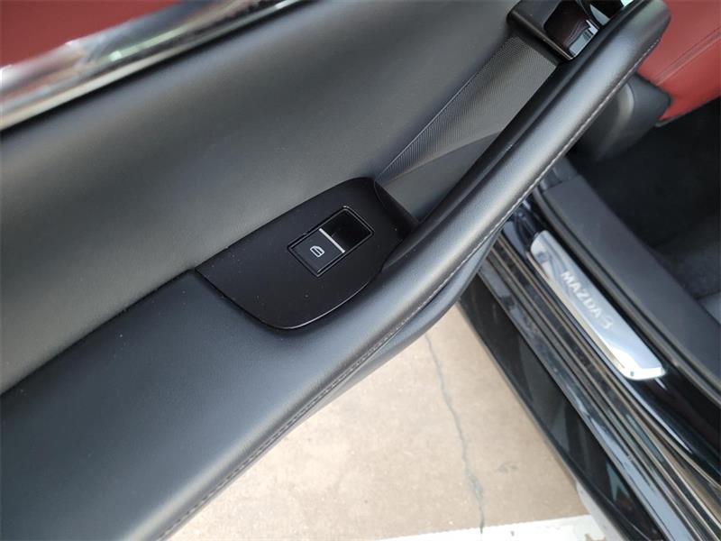 Mazda MAZDA3 Premium Plus Hatchback AWD 2025