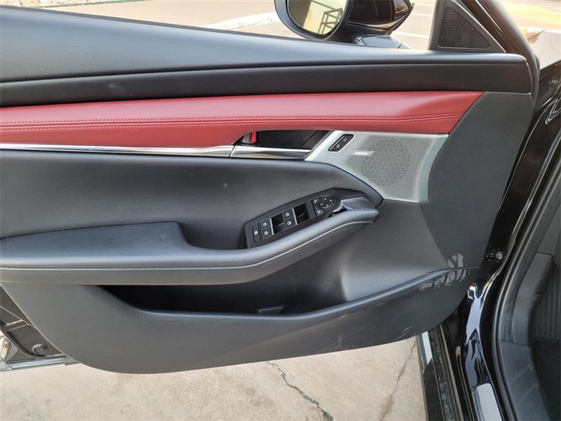 Mazda MAZDA3 Premium Plus Hatchback AWD 2025