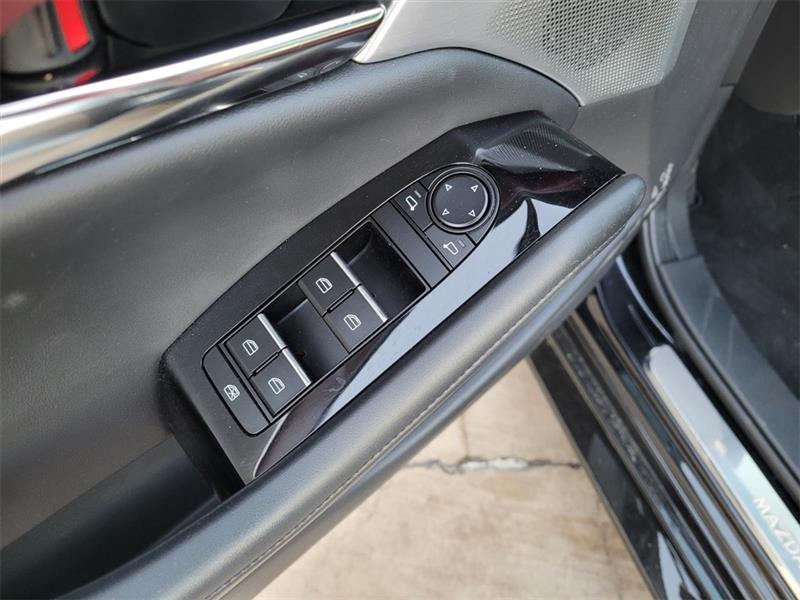 Mazda MAZDA3 Premium Plus Hatchback AWD 2025