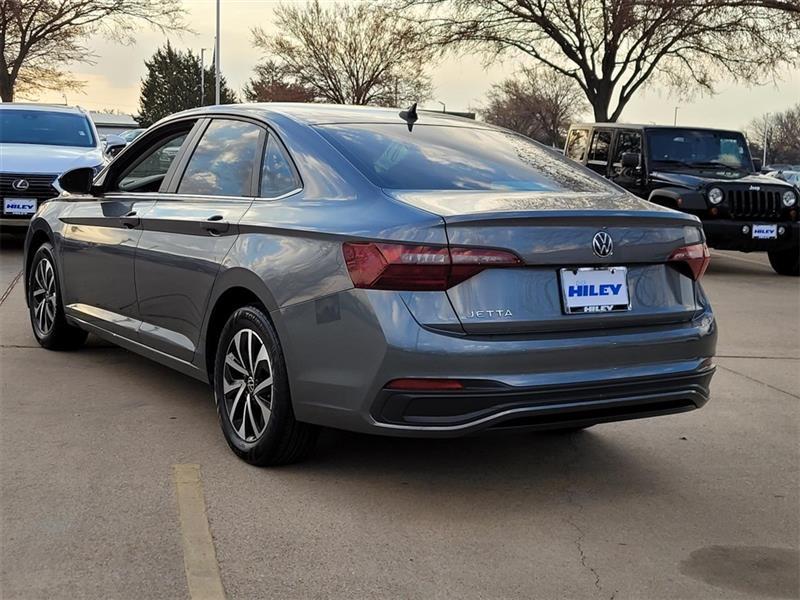 Volkswagen Jetta S 2023