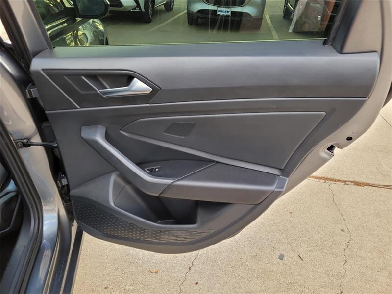 Volkswagen Jetta S 2023