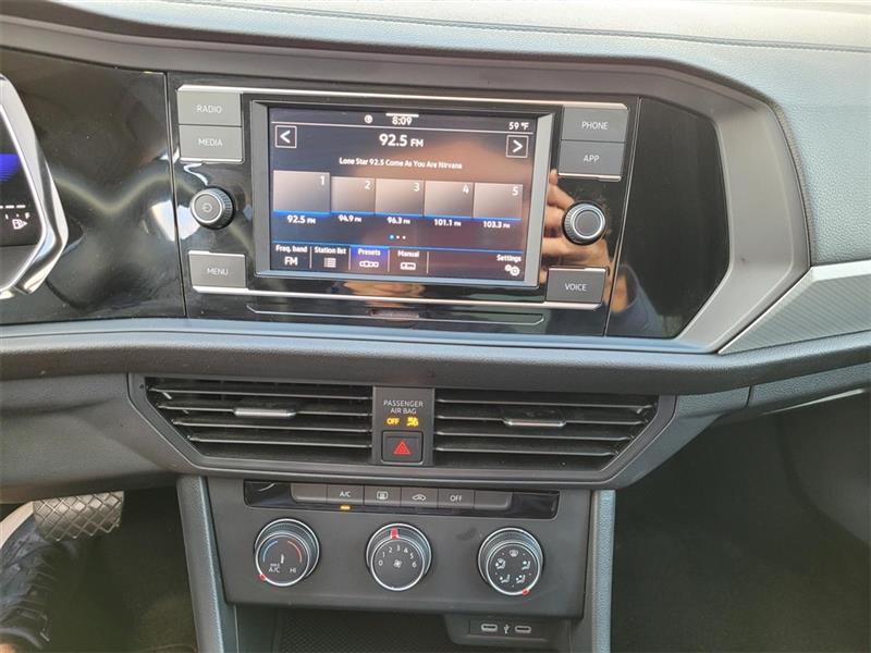 Volkswagen Jetta S 2023