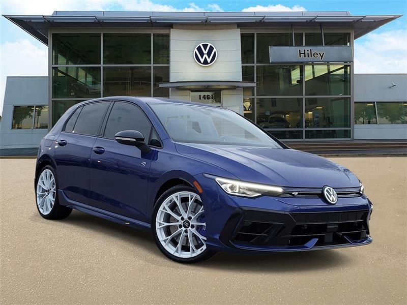 2025 Volkswagen Golf R Base