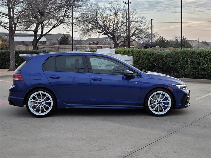 Volkswagen Golf R Base 2025