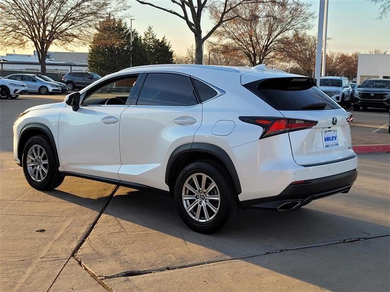 Lexus NX  2019