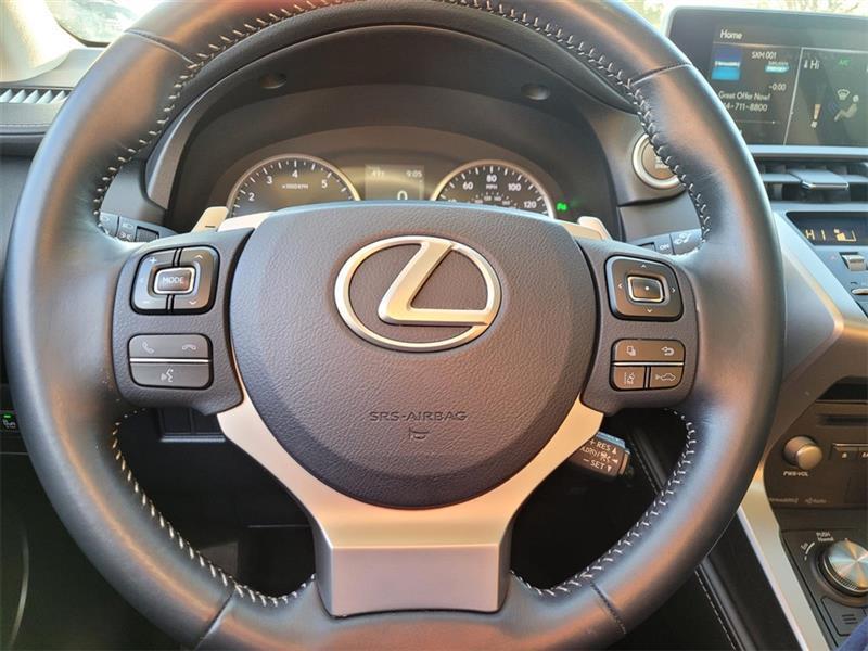 Lexus NX  2019