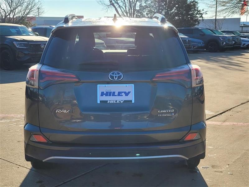 Toyota RAV4 Hybrid Limited 2017