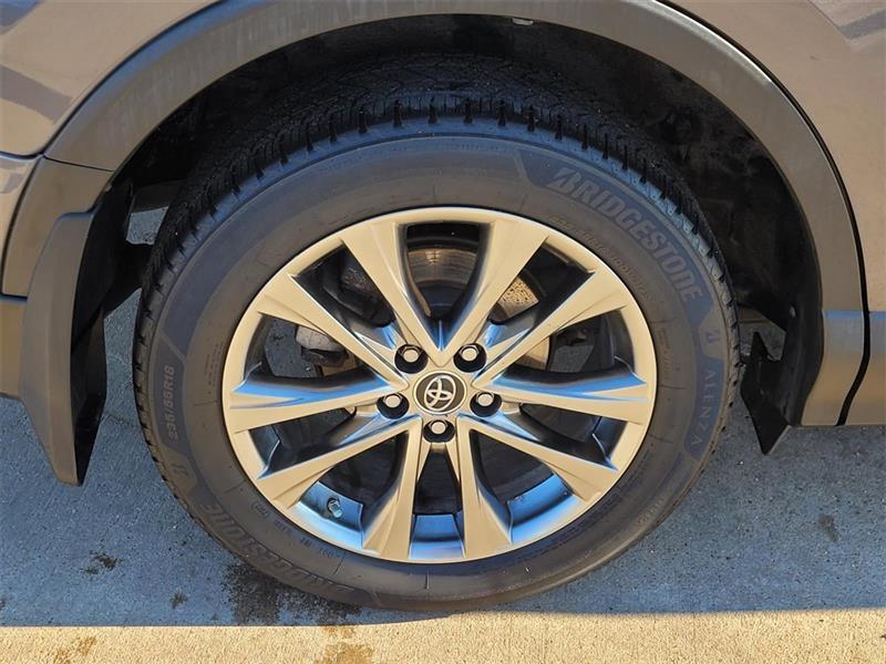 Toyota RAV4 Hybrid Limited 2017