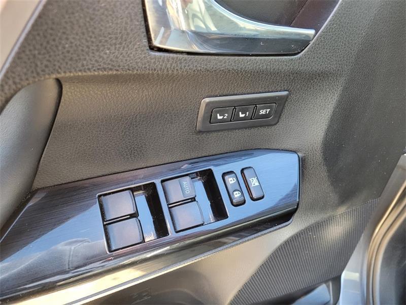 Toyota RAV4 Hybrid Limited 2017