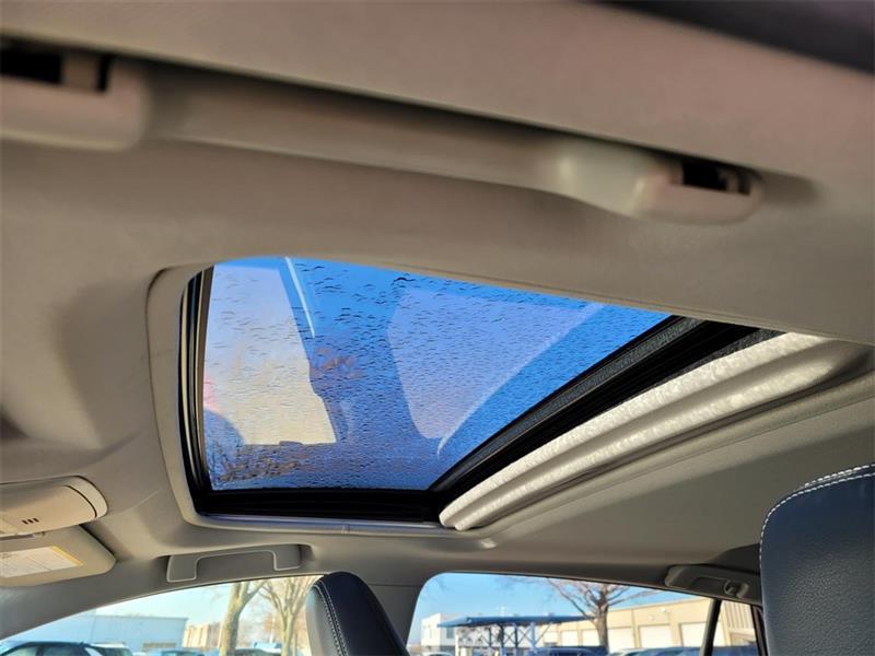 Toyota RAV4 Hybrid Limited 2017