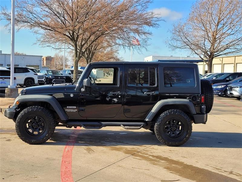 Jeep Wrangler Unlimited Sport 4WD 2011