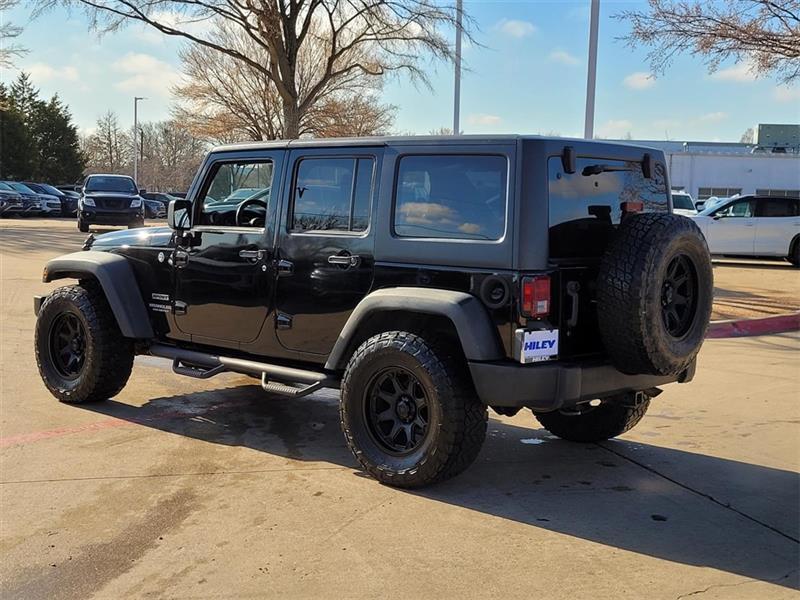Jeep Wrangler Unlimited Sport 4WD 2011