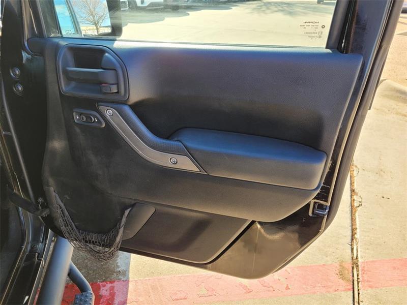 Jeep Wrangler Unlimited Sport 4WD 2011