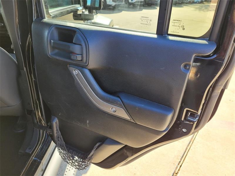 Jeep Wrangler Unlimited Sport 4WD 2011