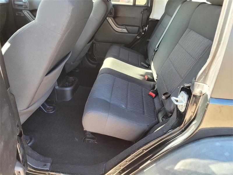 Jeep Wrangler Unlimited Sport 4WD 2011