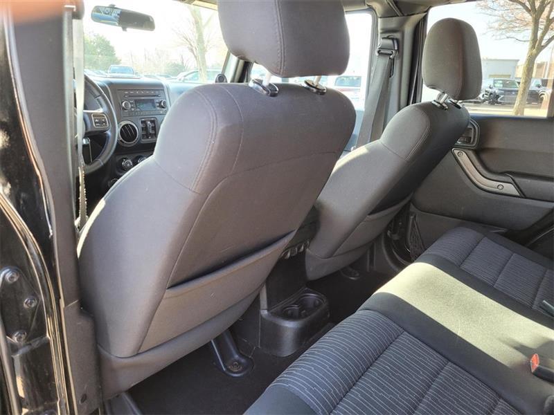 Jeep Wrangler Unlimited Sport 4WD 2011