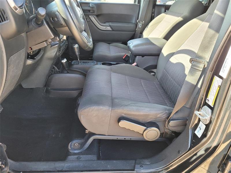 Jeep Wrangler Unlimited Sport 4WD 2011