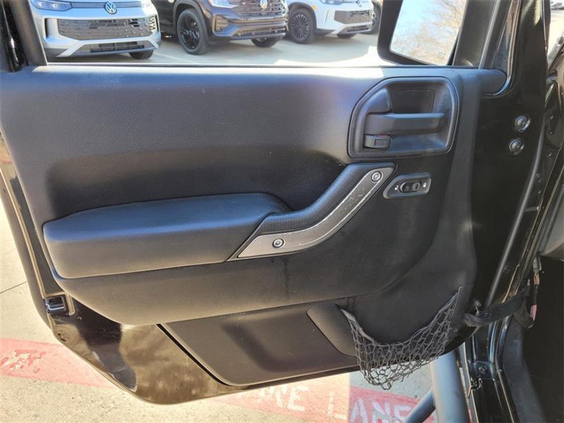 Jeep Wrangler Unlimited Sport 4WD 2011