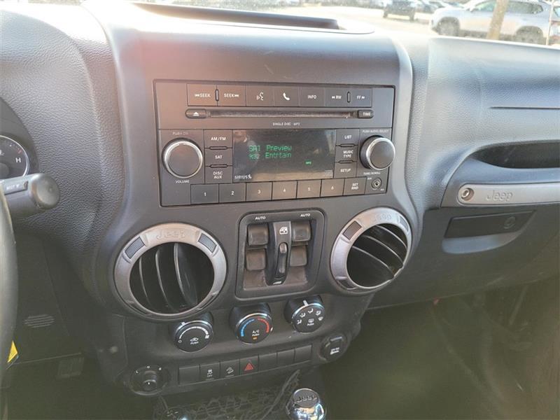 Jeep Wrangler Unlimited Sport 4WD 2011