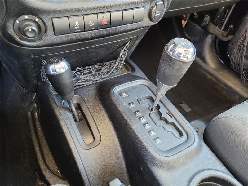 Jeep Wrangler Unlimited Sport 4WD 2011