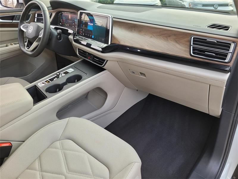 Volkswagen Atlas SE 2024