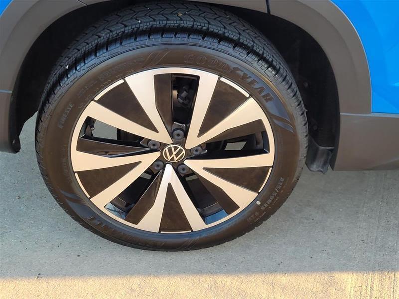 Volkswagen Taos SE 2022