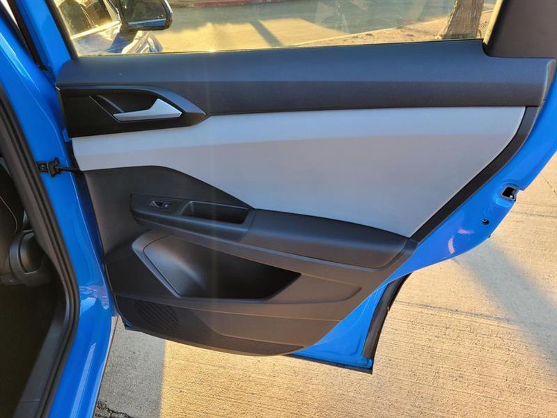 Volkswagen Taos SE 2022