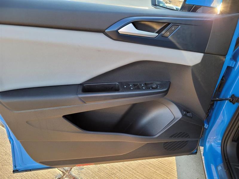 Volkswagen Taos SE 2022