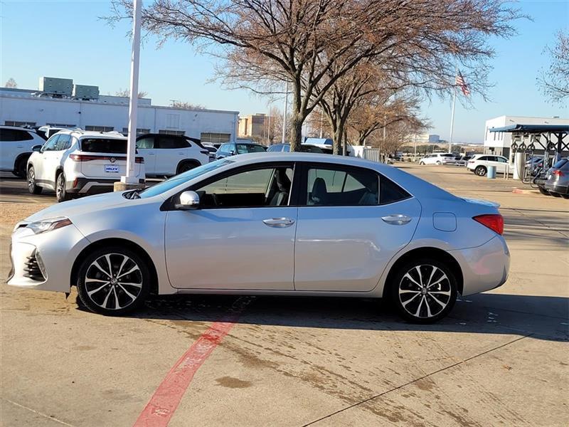 Toyota Corolla L CVT 2017