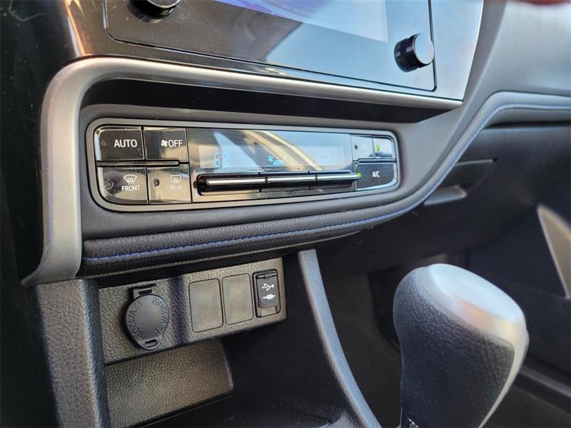 Toyota Corolla L CVT 2017