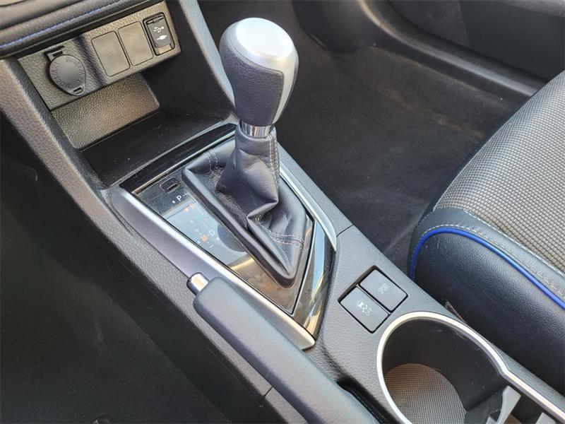 Toyota Corolla L CVT 2017