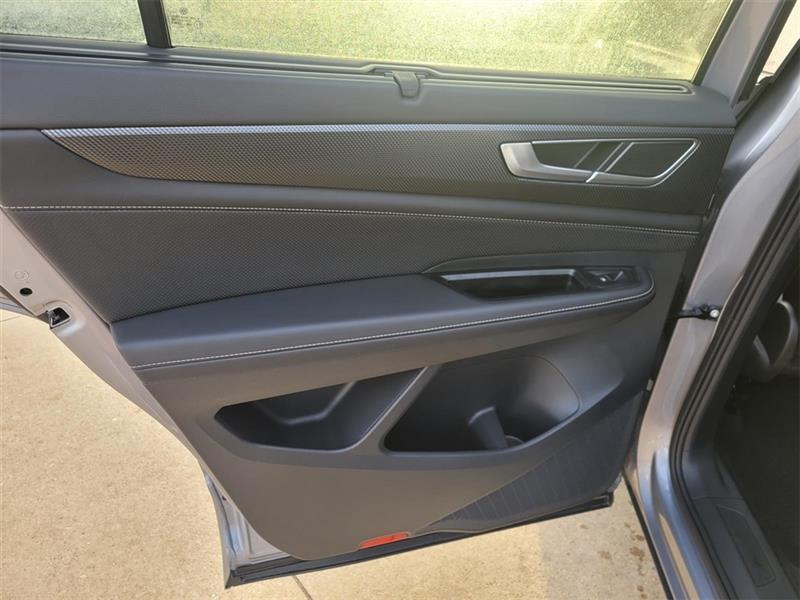 Volkswagen Atlas Cross Sport SEL R-Line 4MOTION 2025