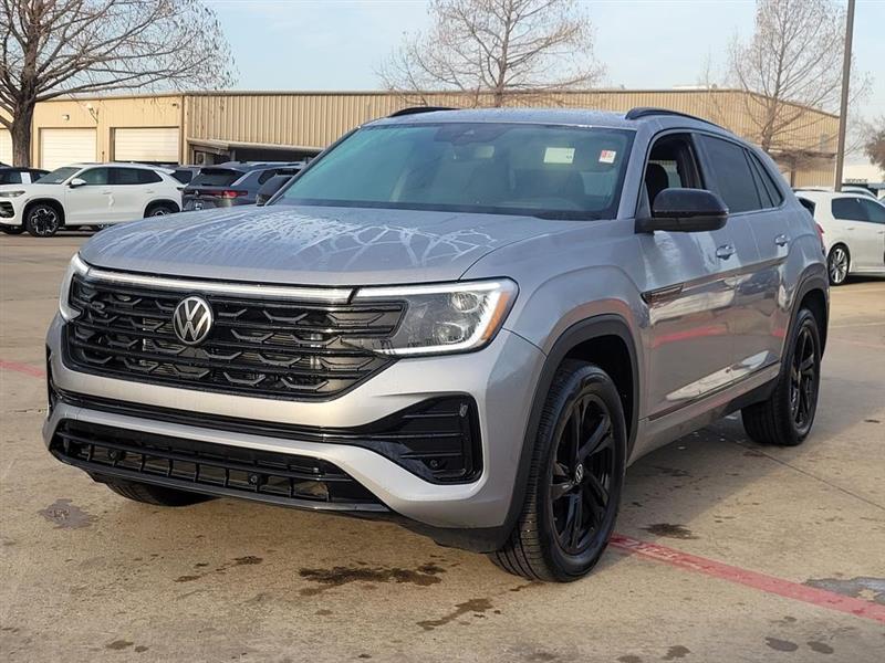 Volkswagen Atlas Cross Sport SEL R-Line 4MOTION 2025