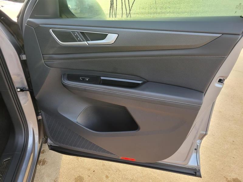 Volkswagen Atlas Cross Sport SEL R-Line 4MOTION 2025