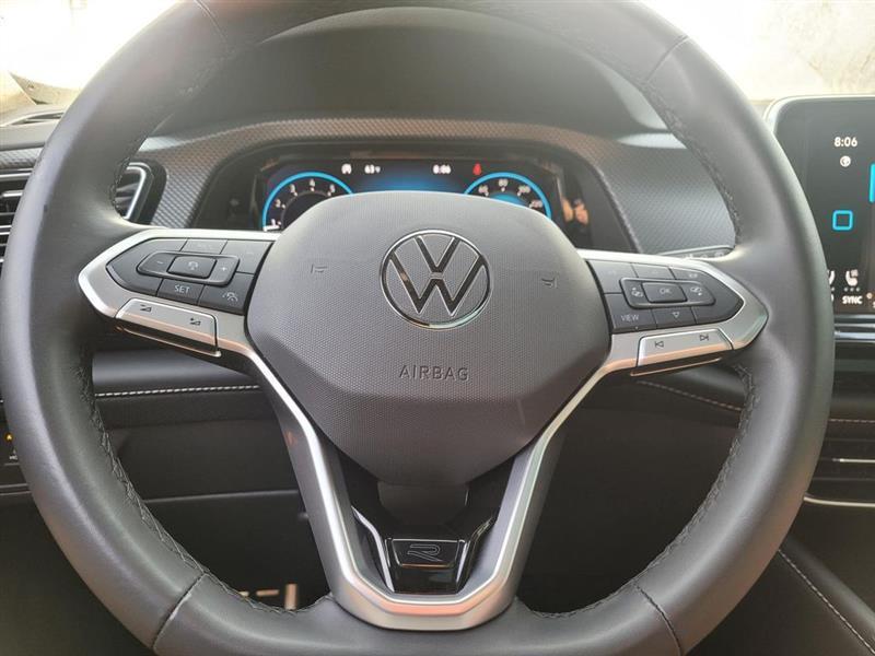 Volkswagen Atlas Cross Sport SEL R-Line 4MOTION 2025