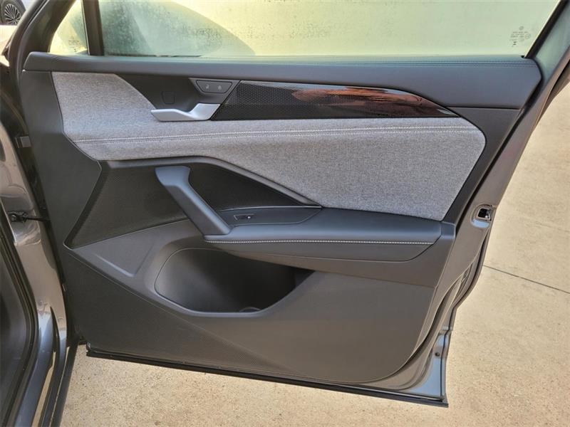 Volkswagen Tiguan S 2025