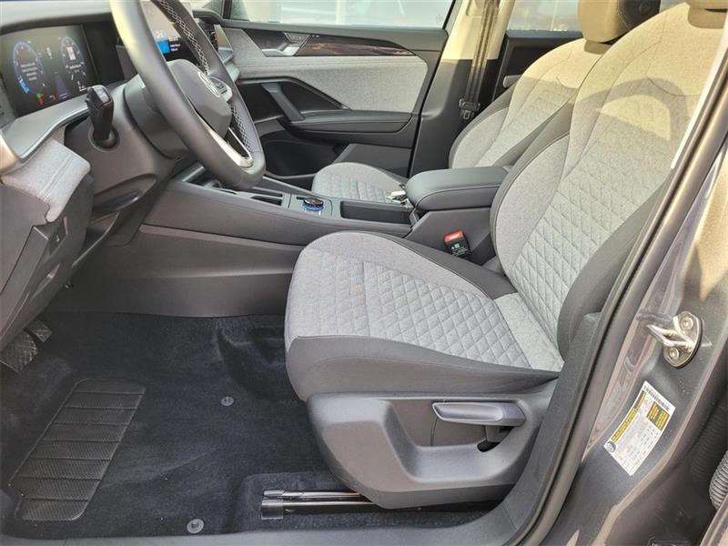 Volkswagen Tiguan S 2025