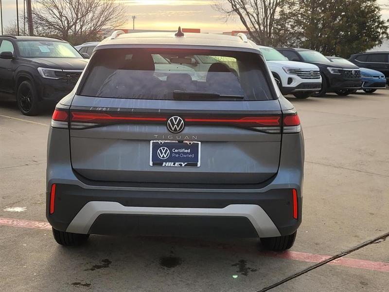 Volkswagen Tiguan S 2025