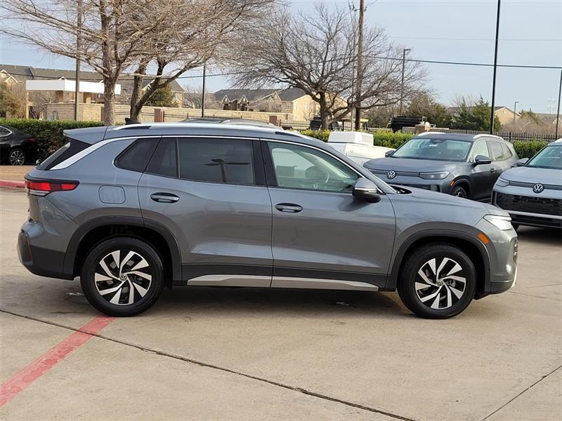 Volkswagen Tiguan S 2025