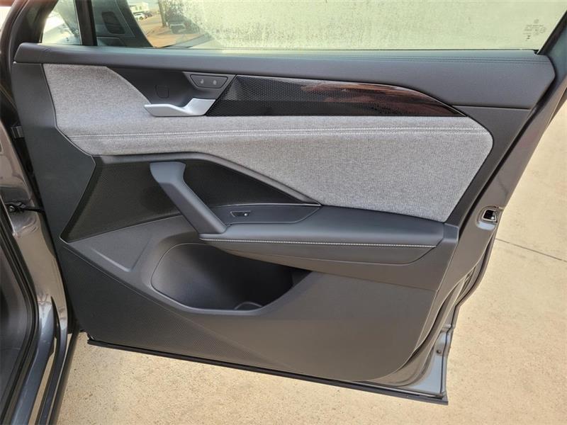 Volkswagen Tiguan S 2025