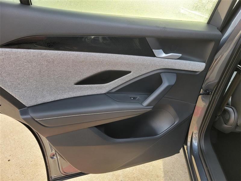 Volkswagen Tiguan S 2025