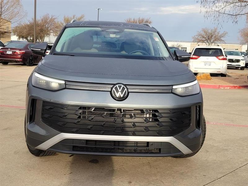 Volkswagen Tiguan S 2025