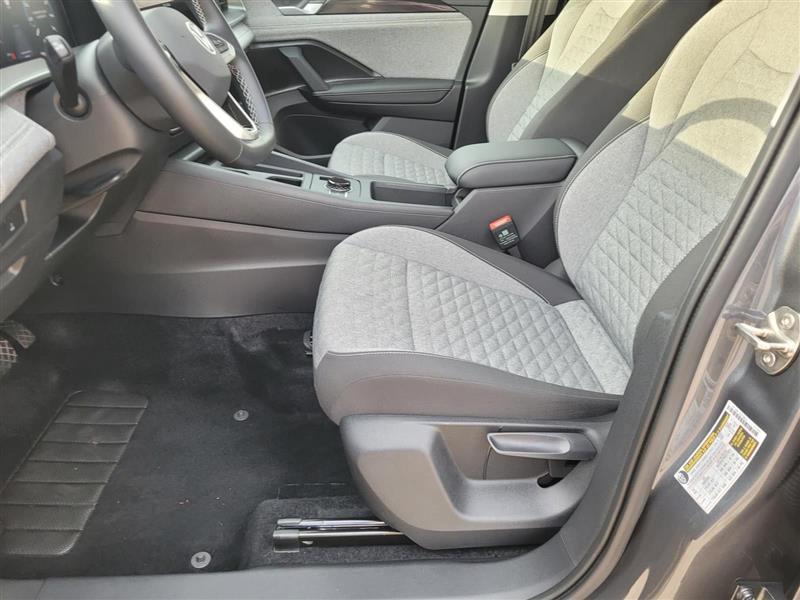 Volkswagen Tiguan S 2025