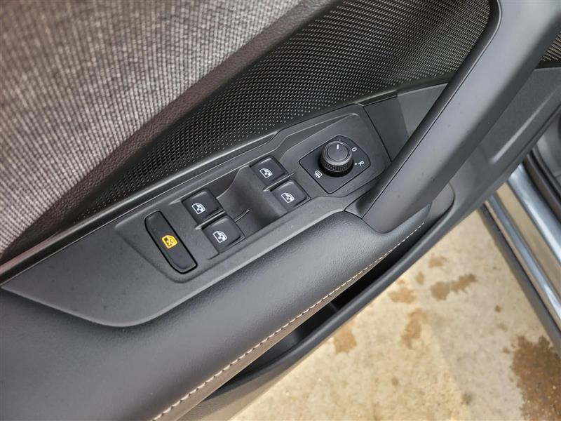 Volkswagen Tiguan S 2025