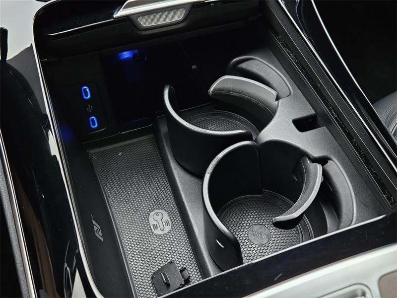 Mercedes-Benz EQS 450+ 2023