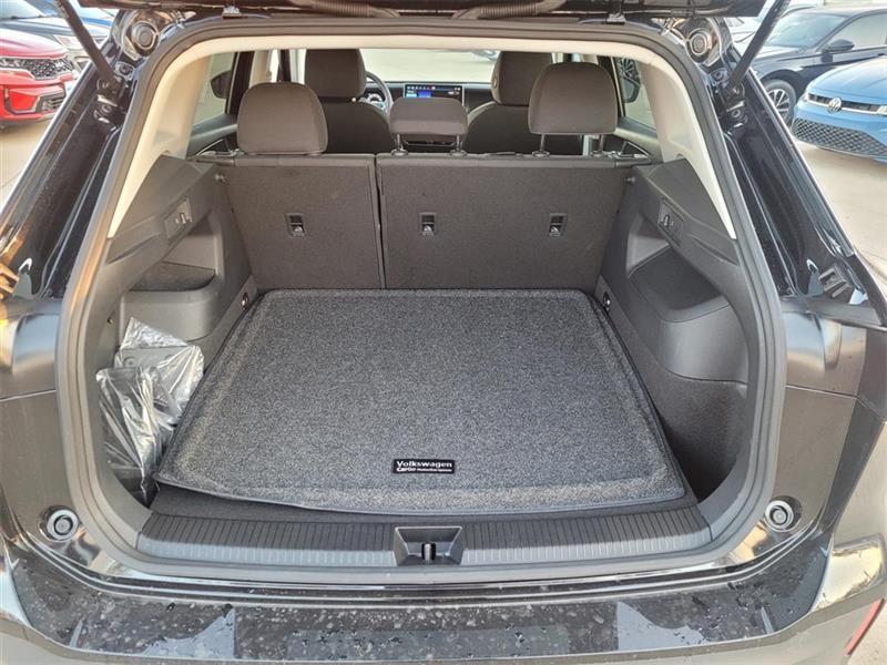 Volkswagen Tiguan S 2025