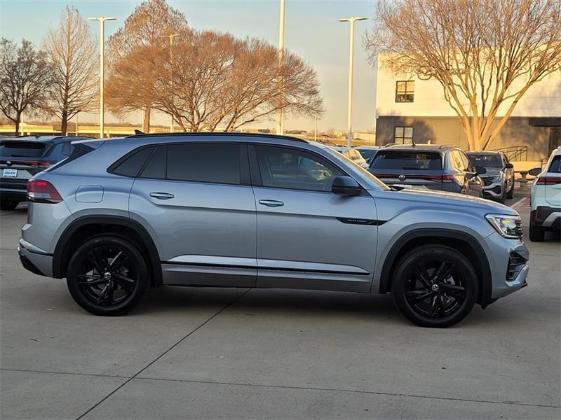 Volkswagen Atlas Cross Sport SEL R-Line 4MOTION 2025