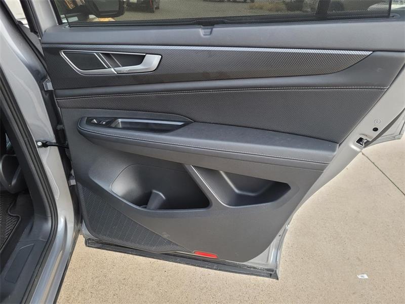 Volkswagen Atlas Cross Sport SEL R-Line 4MOTION 2025