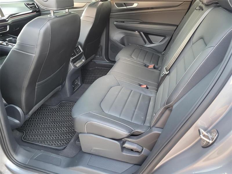 Volkswagen Atlas Cross Sport SEL R-Line 4MOTION 2025