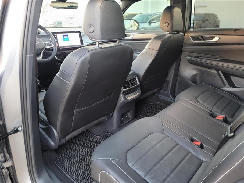 Volkswagen Atlas Cross Sport SEL R-Line 4MOTION 2025